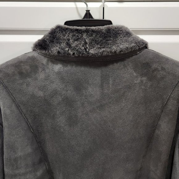 EMPORIO ARMANI Lamb Leather Shearling Jacket - Picture 9 of 16